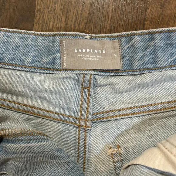 EVERLANE The A-Line Denim Short Powder Blue Size 27 - Picture 3 of 3